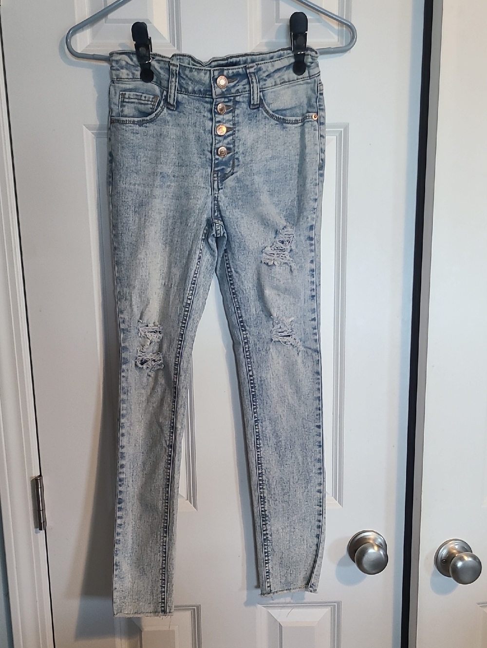 Imperial Star Acid Wash Light Blue Distressed Skinny Jeans